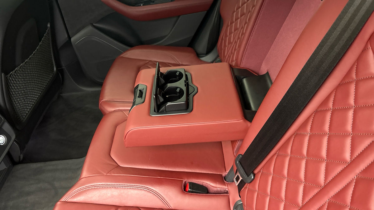 Audi SQ8 Image 9
