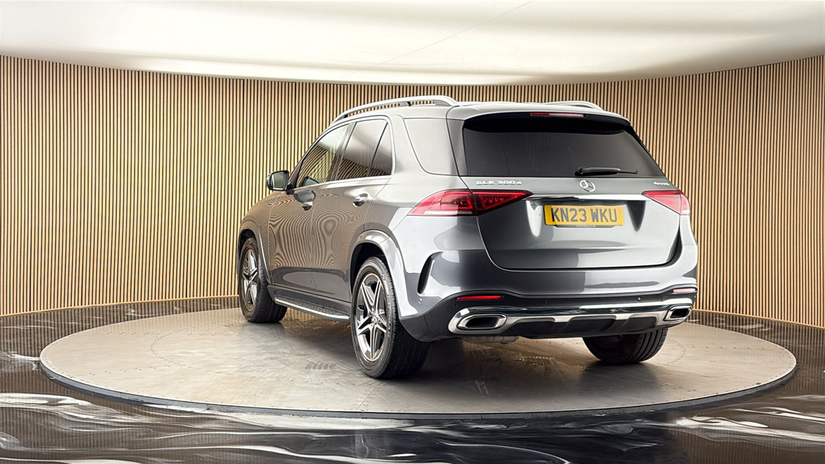 More views of Mercedes-Benz GLE