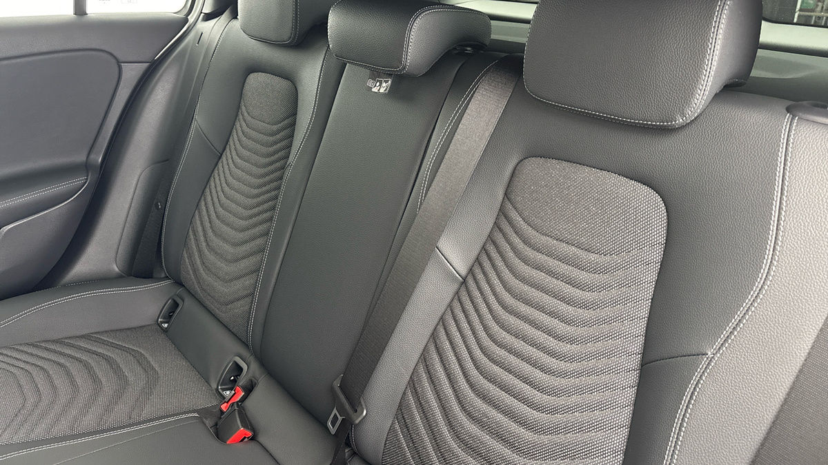 Mercedes-Benz A Class Image 8