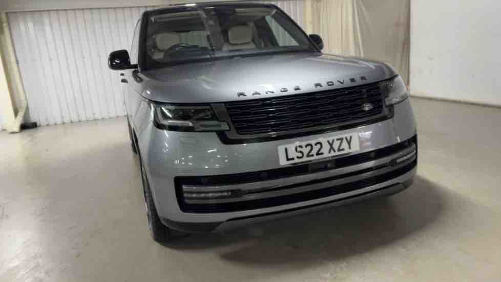 More views of Land Rover Range Rover