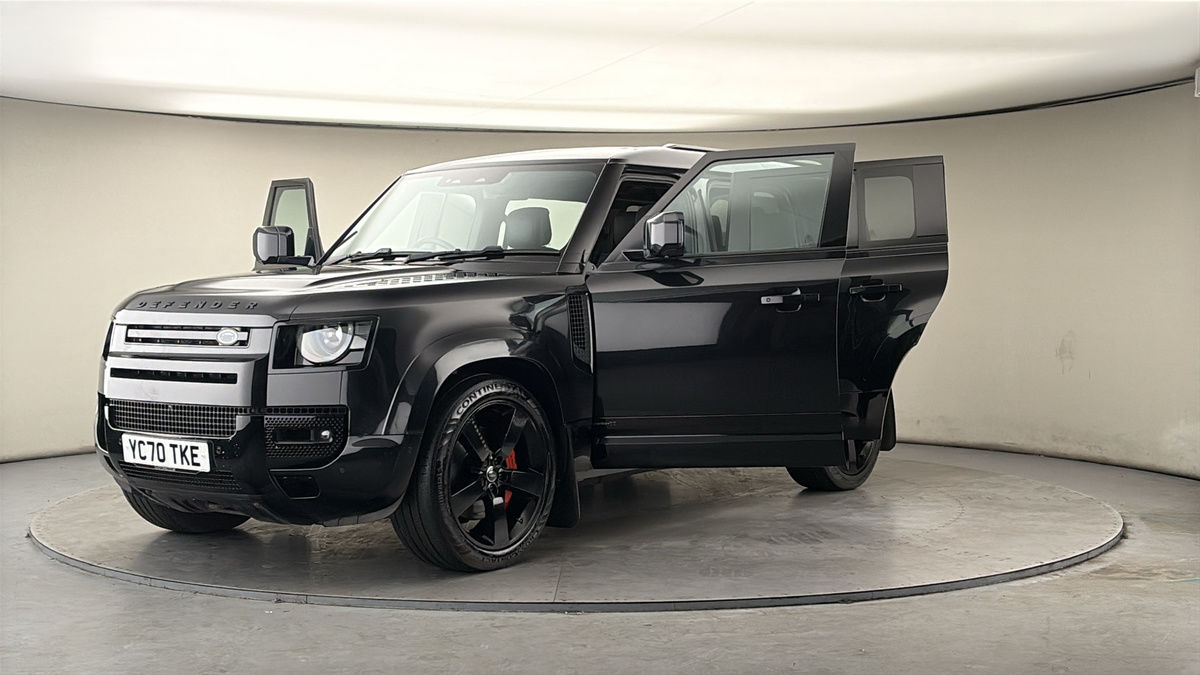 More views of Land Rover Defender 110