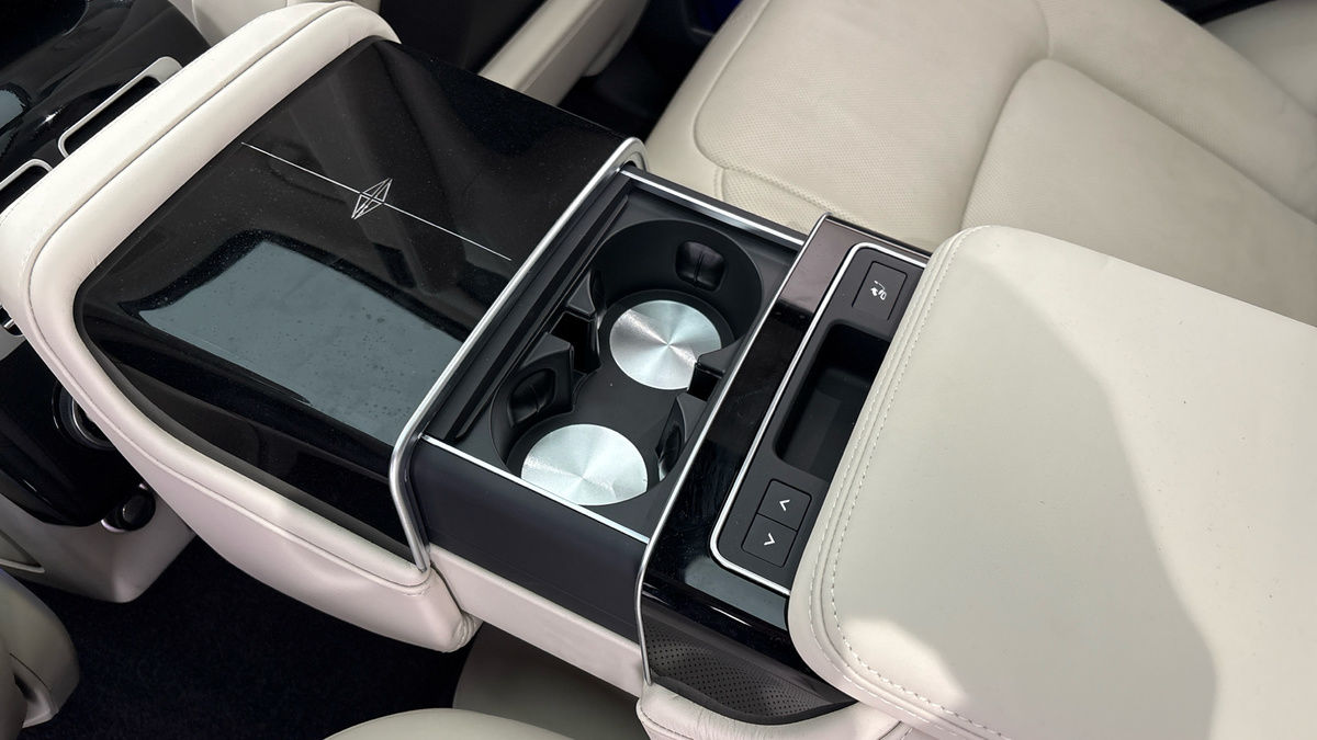 Land Rover Range Rover Image 26