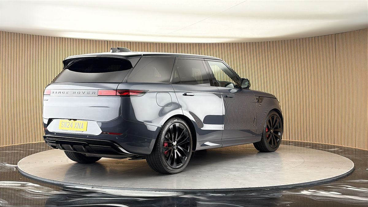 More views of Land Rover Range Rover Sport