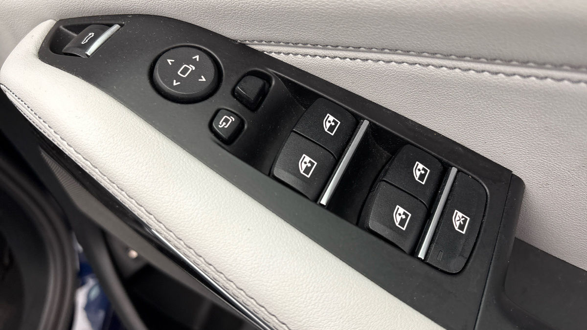 BMW X5 Image 28