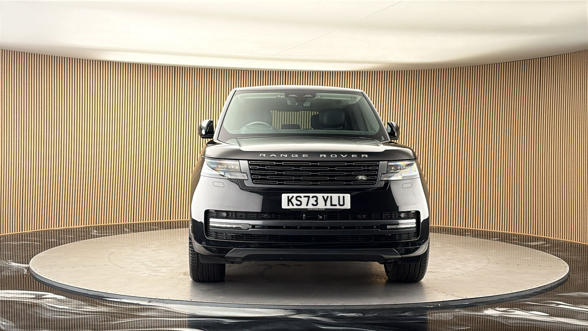 More views of Land Rover Range Rover