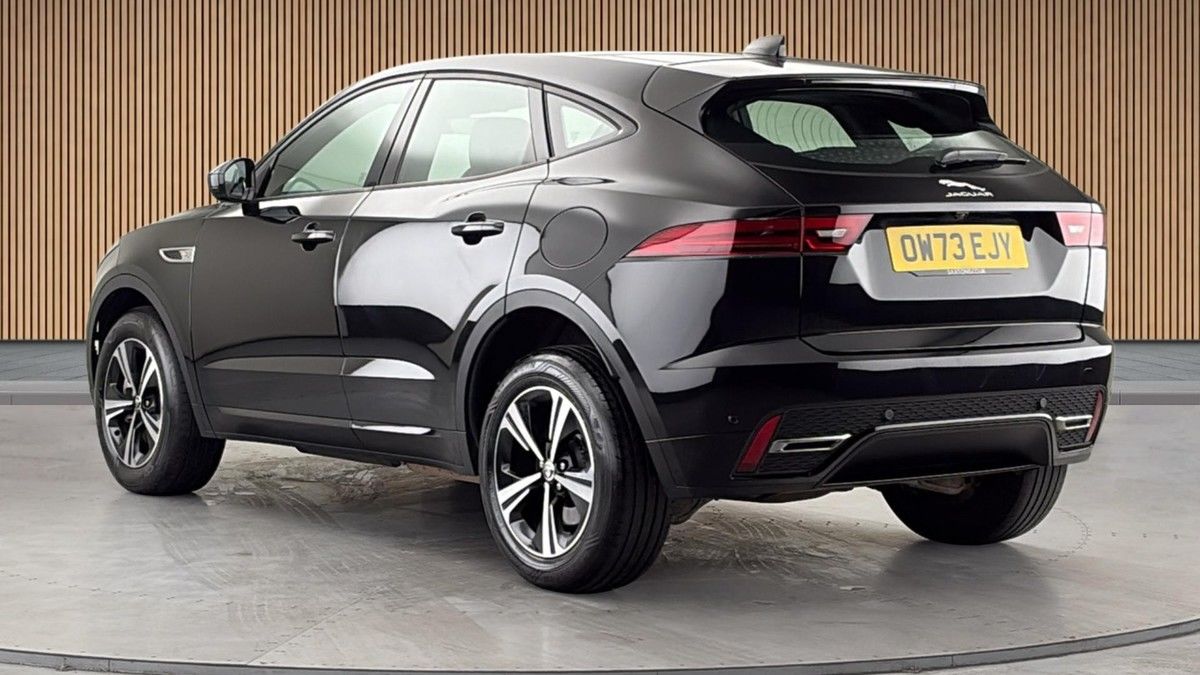 Jaguar E-PACE Image 2