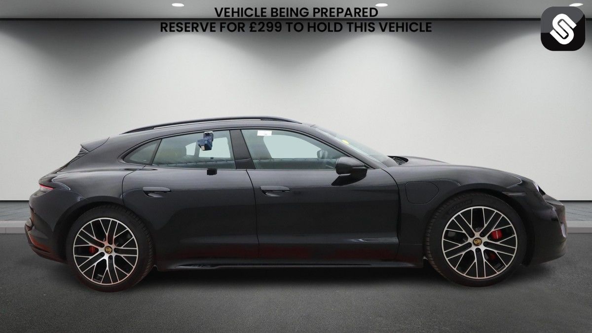 Porsche Taycan Image 5