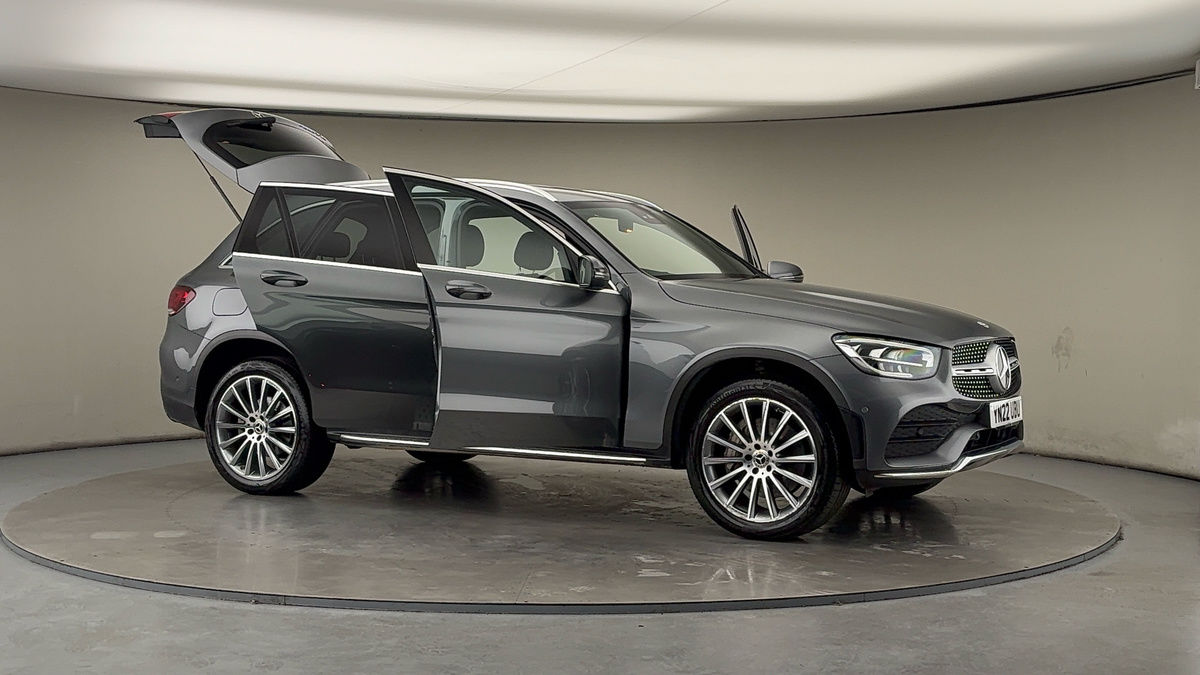 More views of Mercedes-Benz GLC