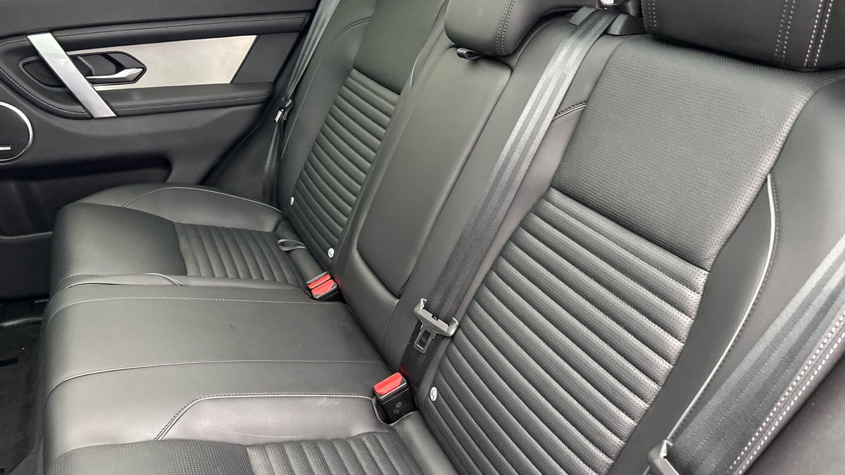 More views of Land Rover Discovery Sport
