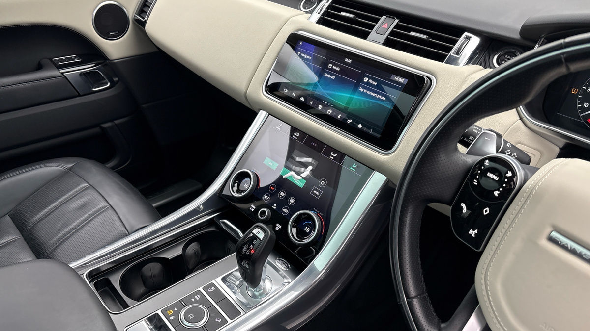 Land Rover Range Rover Sport Image 18