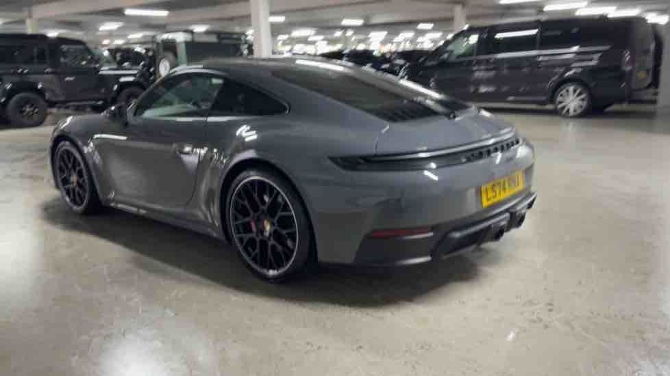 More views of Porsche 911