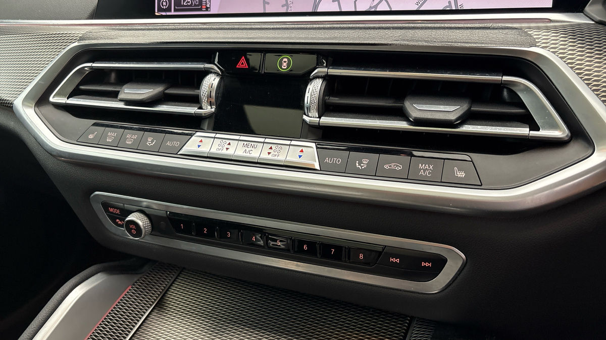 BMW X6 Image 29
