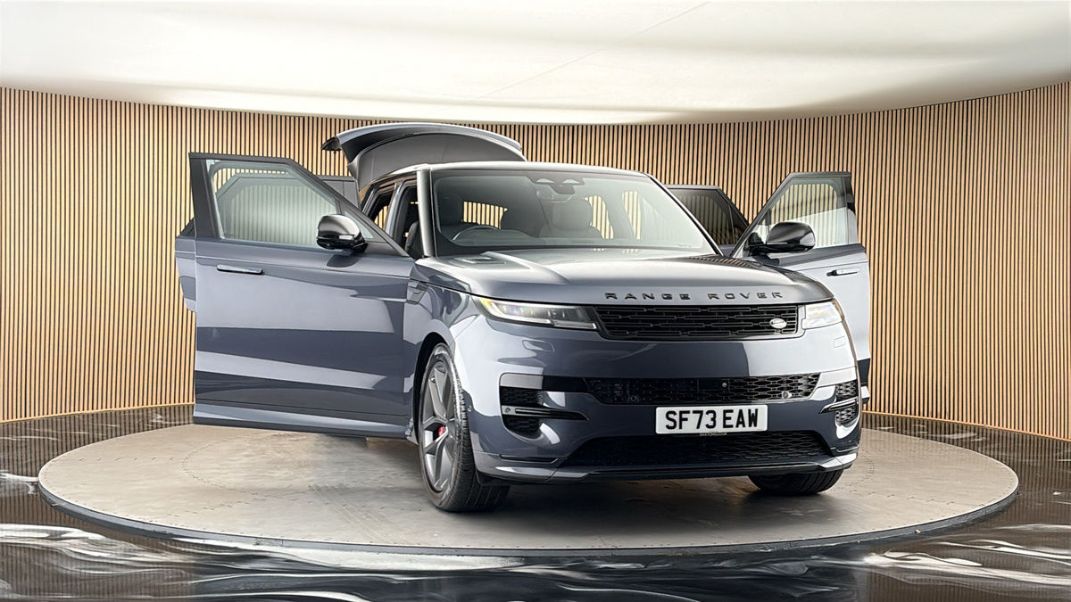More views of Land Rover Range Rover Sport