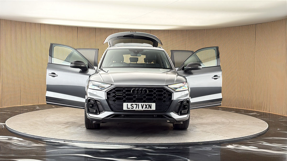 More views of Audi Q5