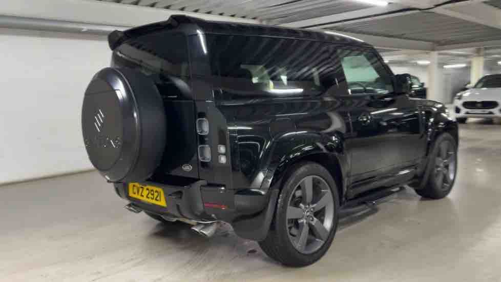 More views of Land Rover Defender 90