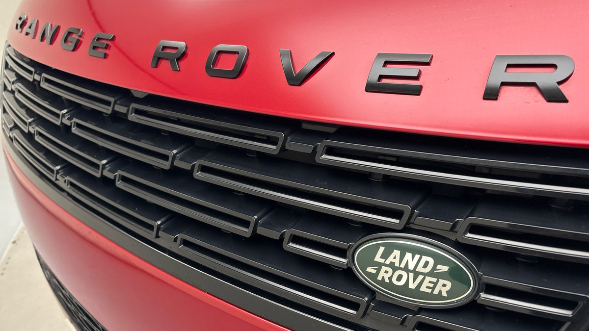 Land Rover Range Rover Sport Image 24