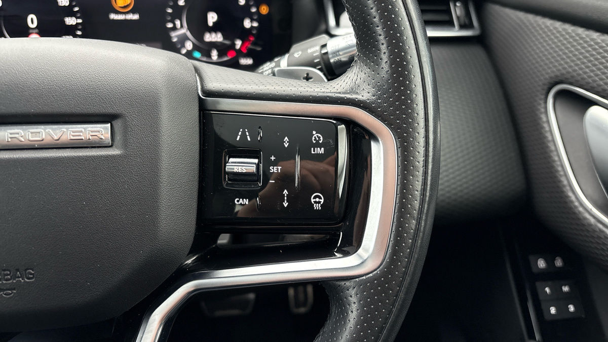 Land Rover Range Rover Velar Image 14