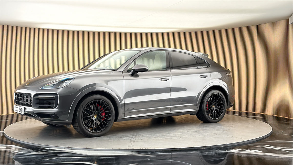 More views of Porsche Cayenne