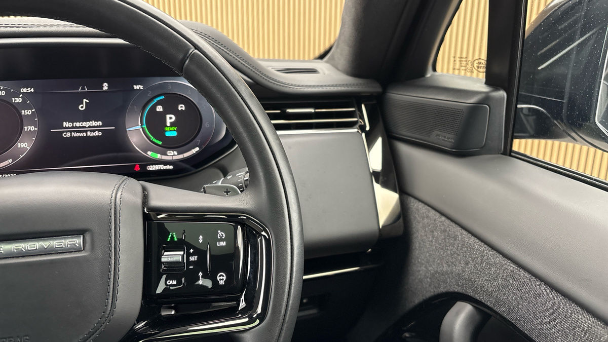 Land Rover Range Rover Sport Image 14