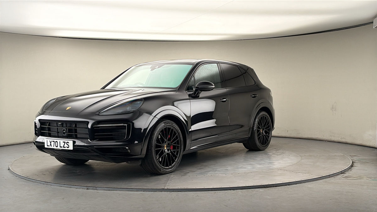 More views of Porsche Cayenne