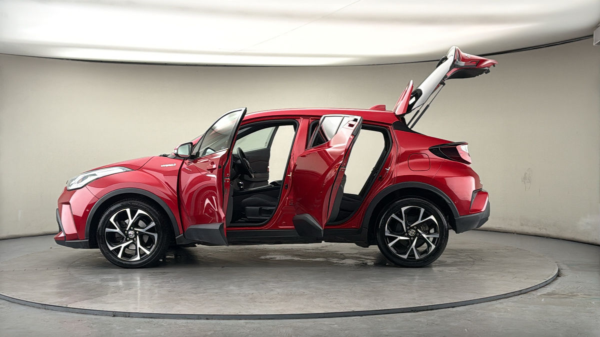 More views of Toyota C-HR