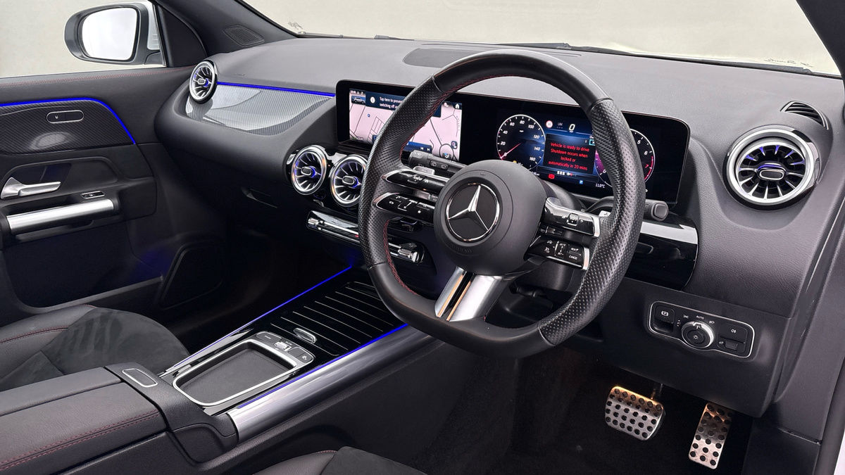 Mercedes-Benz GLA Image 5