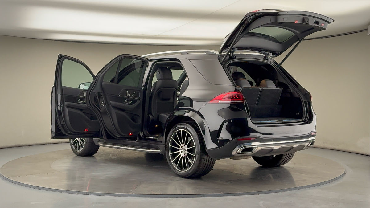More views of Mercedes-Benz GLE
