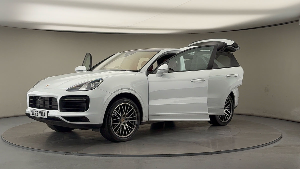 Porsche Cayenne Image 22