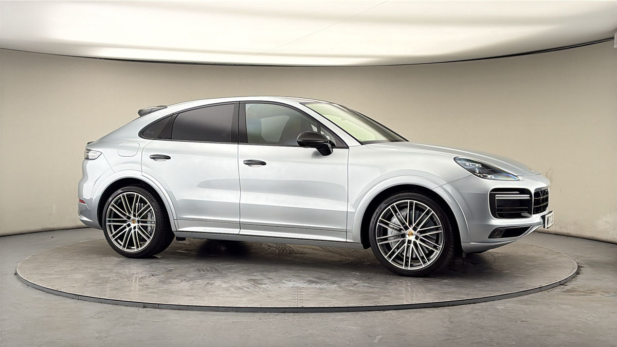 More views of Porsche Cayenne