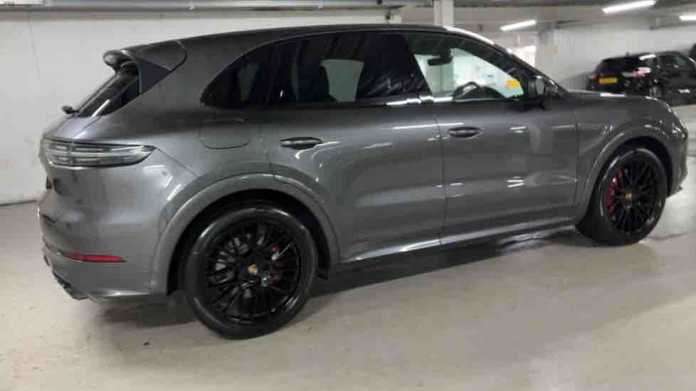 More views of Porsche Cayenne