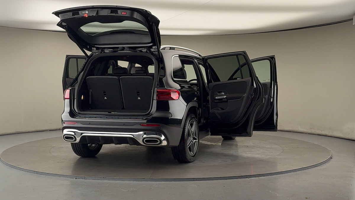 More views of Mercedes-Benz GLB