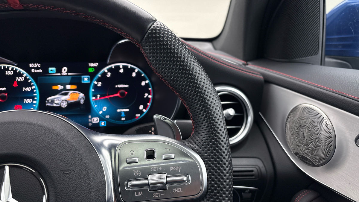 Mercedes-Benz GLC Image 14