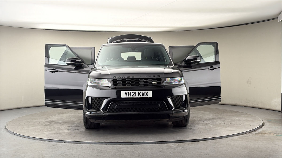 More views of Land Rover Range Rover Sport