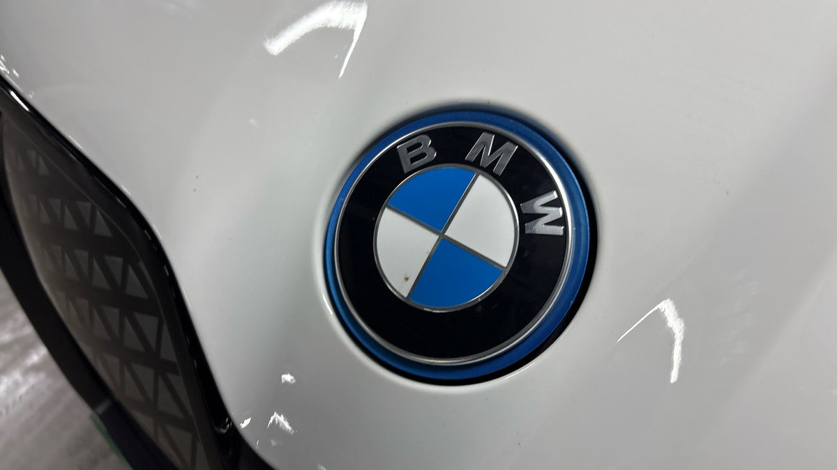 BMW iX Image 20