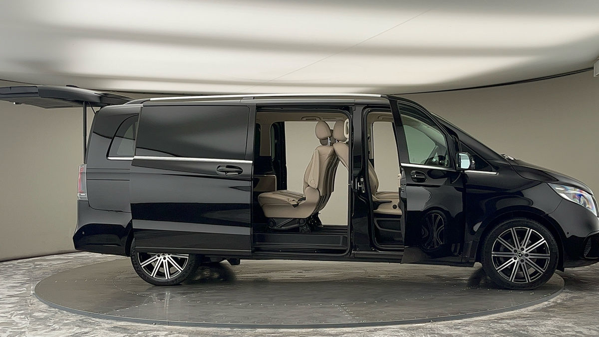 More views of Mercedes-Benz V Class