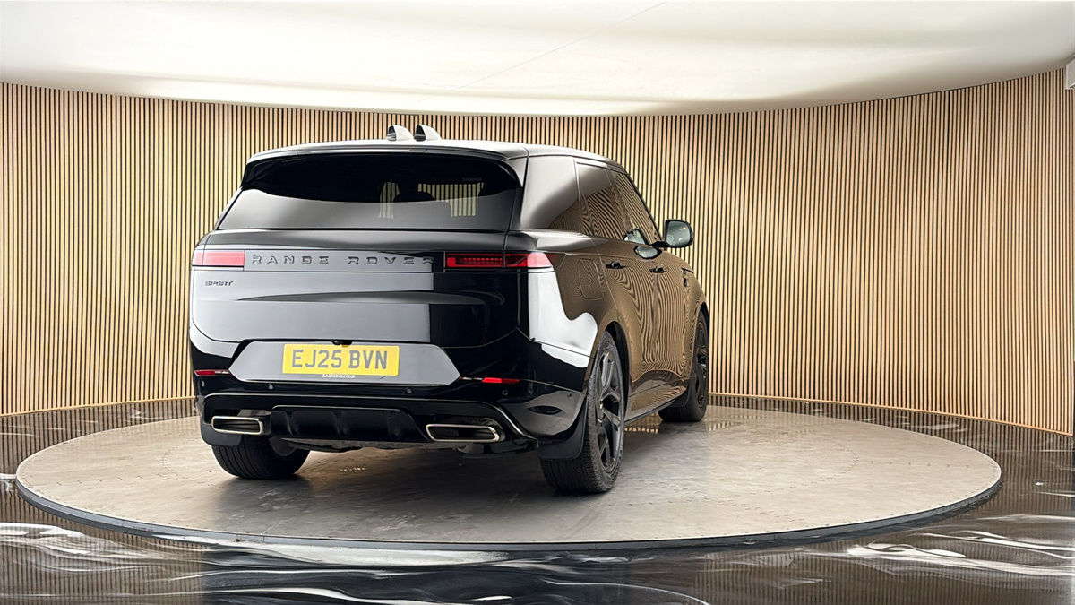 More views of Land Rover Range Rover Sport