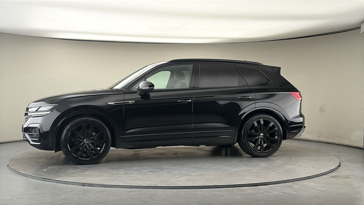 More views of Volkswagen Touareg