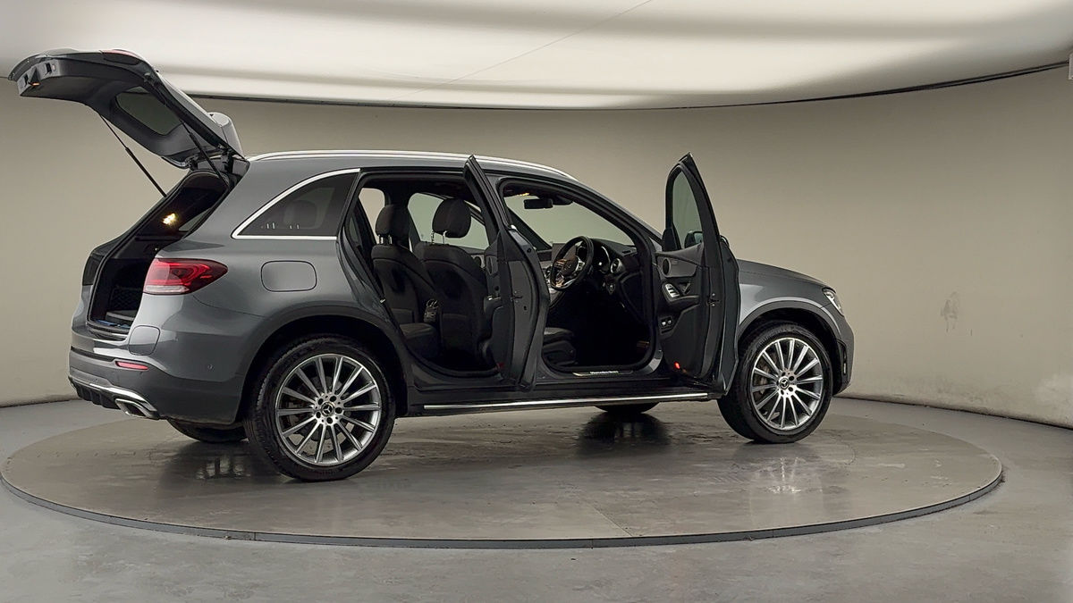 More views of Mercedes-Benz GLC