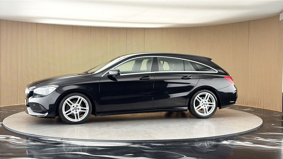 More views of Mercedes-Benz CLA
