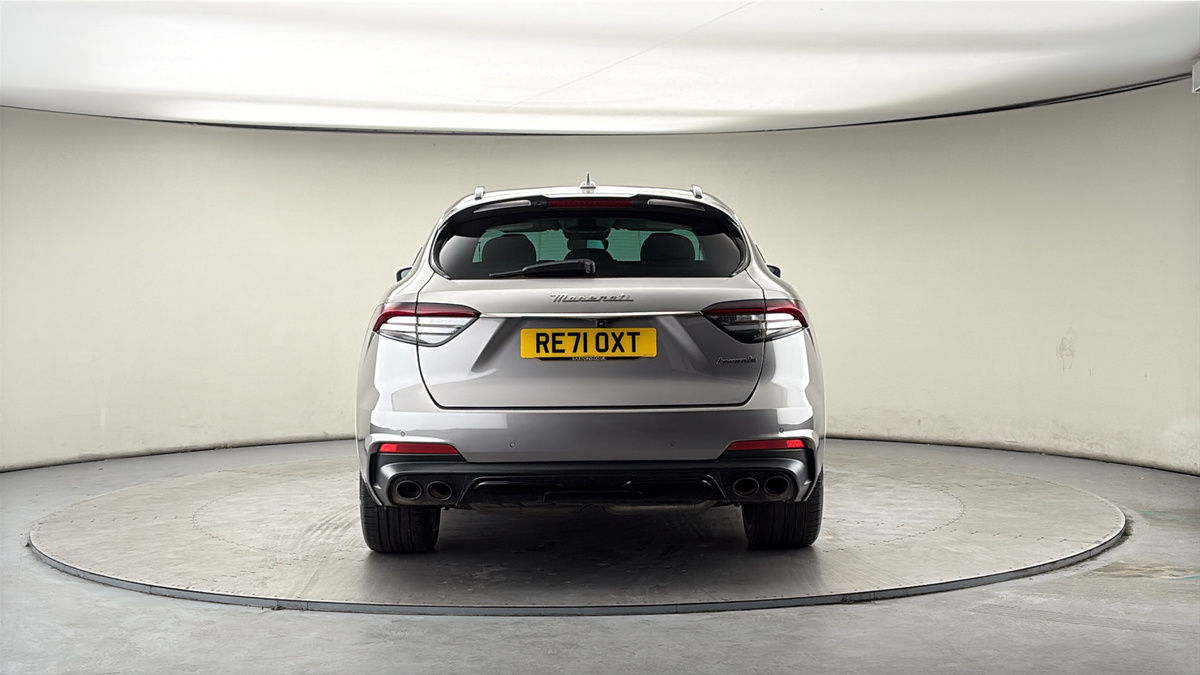 Maserati Levante Image 4