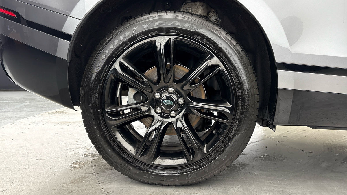 Land Rover Range Rover Velar Image 10