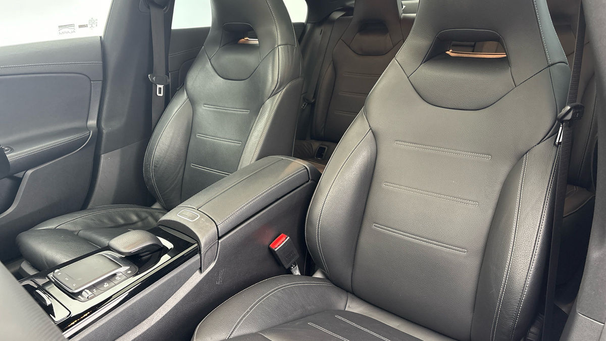 Mercedes-Benz CLA Image 7