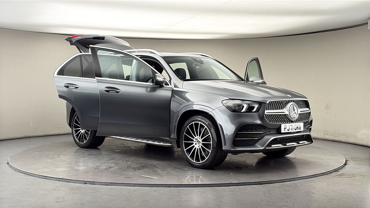 More views of Mercedes-Benz GLE