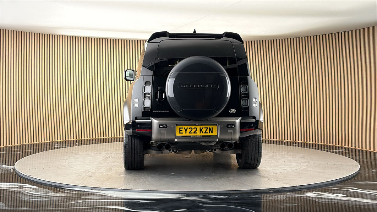 More views of Land Rover Defender 90