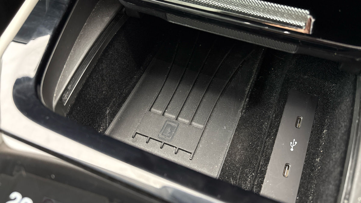 Porsche Cayenne Image 35