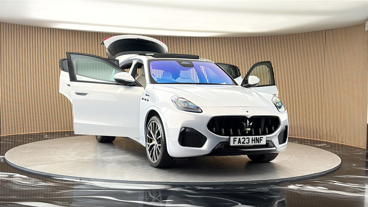 More views of Maserati Grecale