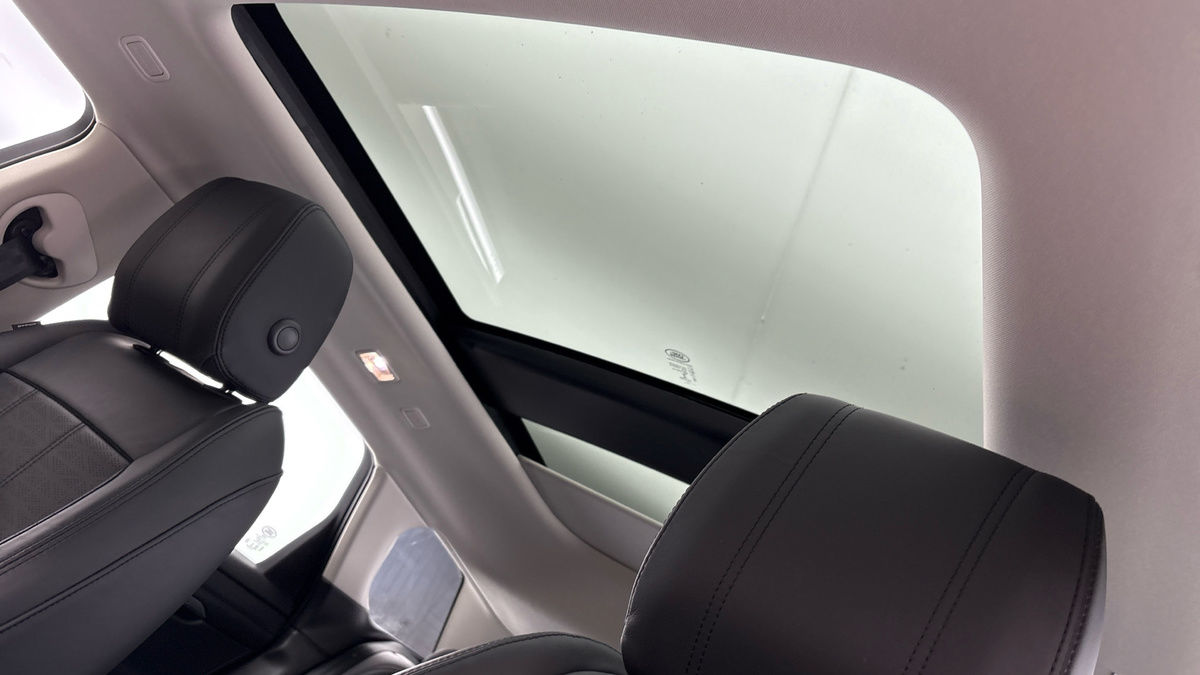 Land Rover Range Rover Evoque Image 6