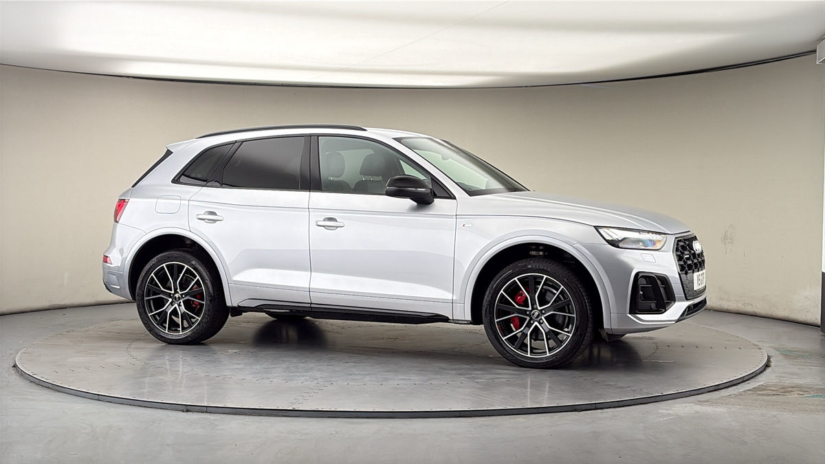 More views of Audi Q5