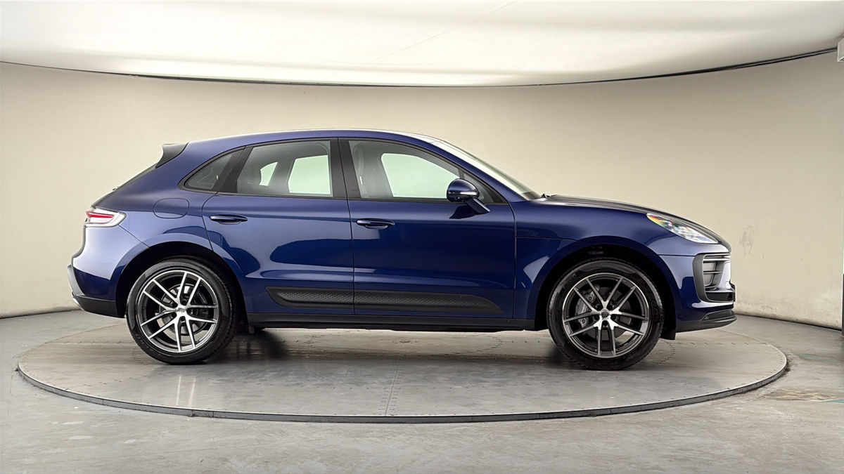 More views of Porsche Macan