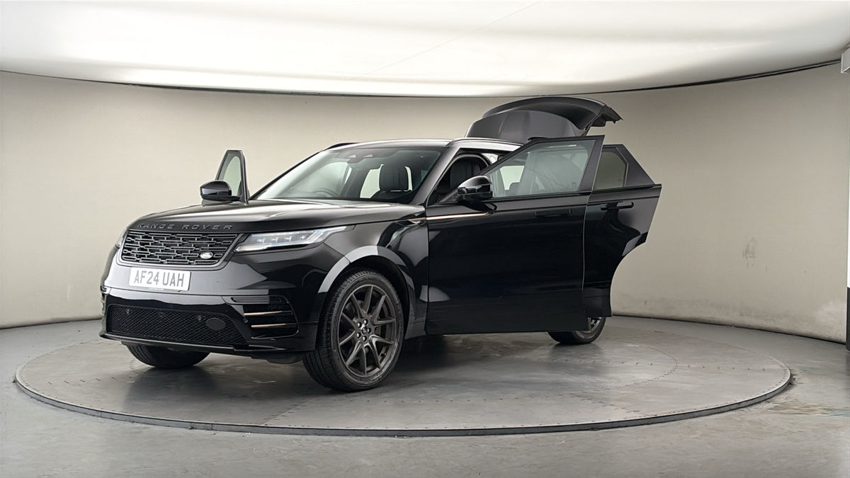 More views of Land Rover Range Rover Velar